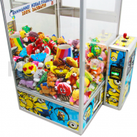 Торгово-призовой автомат 'Хватай-ка большая с лузой' с игрушками