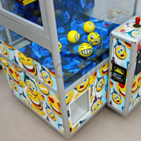 Призовой автомат 'Смайл-Бум -1' ( витрина-винты 3 шт )