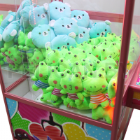 ПРИЗОВОЙ АВТОМАТ 'КРАН-МАШИНА СТАРОГО ОБРАЗЦА' (С ПРИЗОВЫМ УГОЛКОМ)