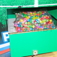 Аппарат для продажи мячей-прыгунов ФУТБОЛ - 3 , (4 линии футболистов)