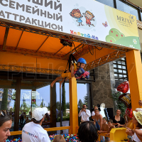 Аттракцион МЕГА - Хватай-ка с ребенком ( вариант 3 х 3 метра)