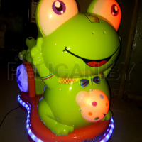 Качалка с экраном Лягушка